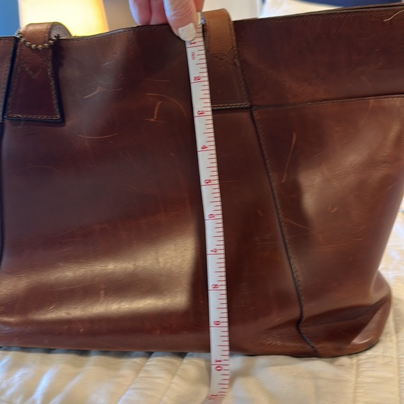 Claire Chase women’s leather laptop bag - Picture 7 of 7